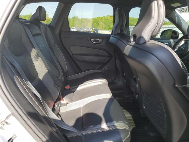 2020 VOLVO XC60 T5 R- - YV4102DM1L1498380