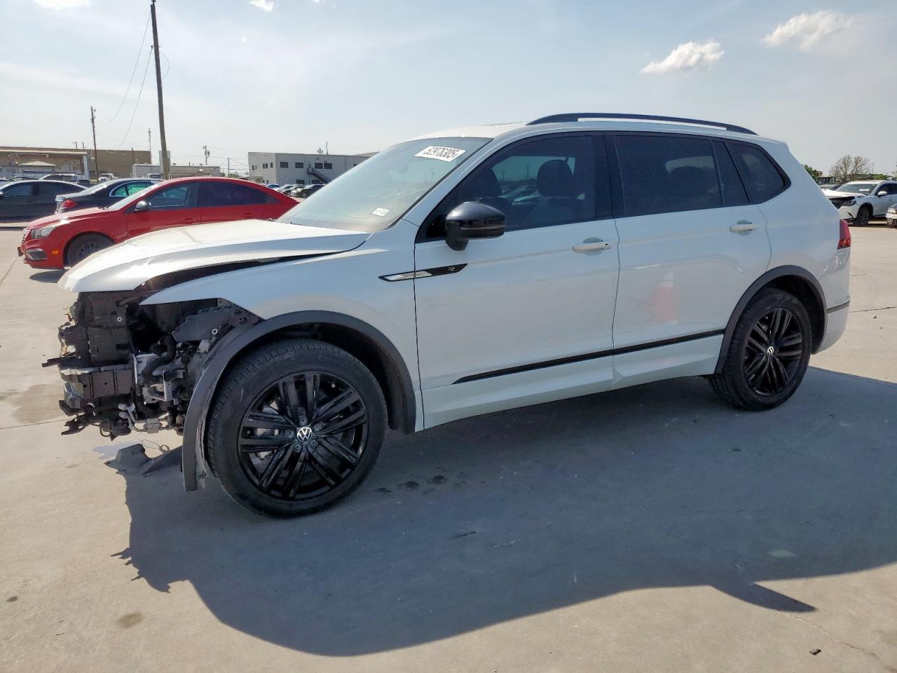 VOLKSWAGEN TIGUAN SE R-LINE BLACK