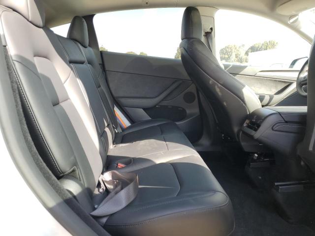 2024 TESLA MODEL Y - 7SAYGDEE5RF196822