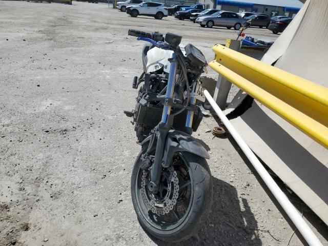 KAWASAKI EX650 N 2022 white  gas ML5EXEN14NDA79489 photo #3