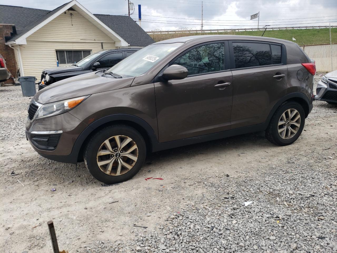 KIA SPORTAGE LX