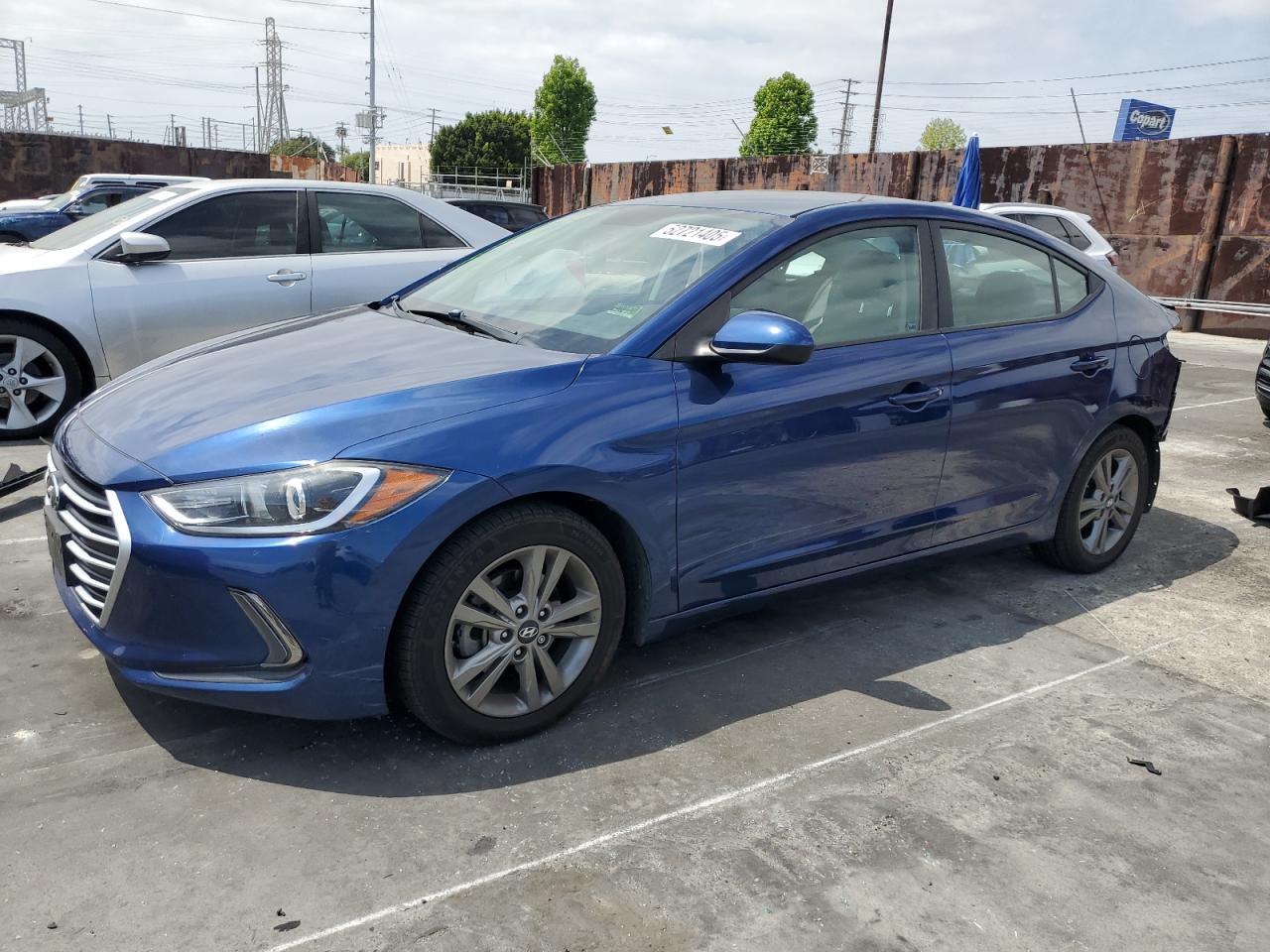 HYUNDAI ELANTRA SE