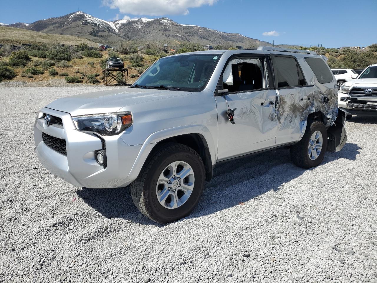 TOYOTA 4RUNNER SR5/SR5 PREMIUM