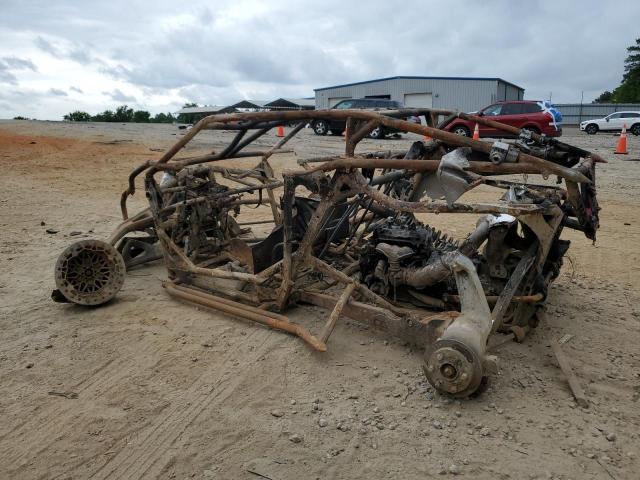 2024 CAN-AM MAVERICK R - 3JB8XAT48RE004453