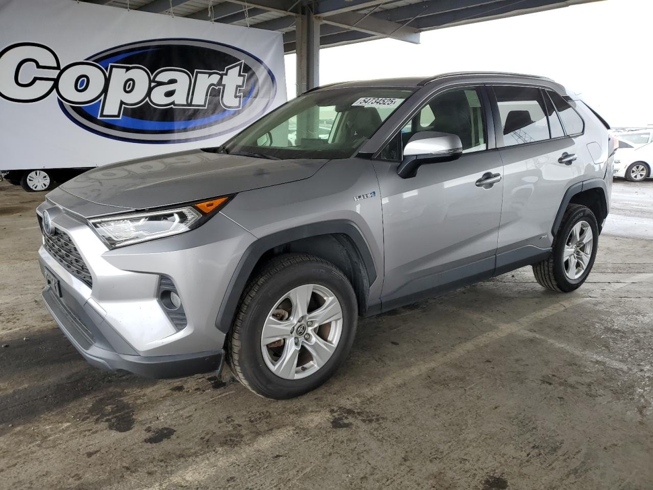 TOYOTA RAV4 XLE