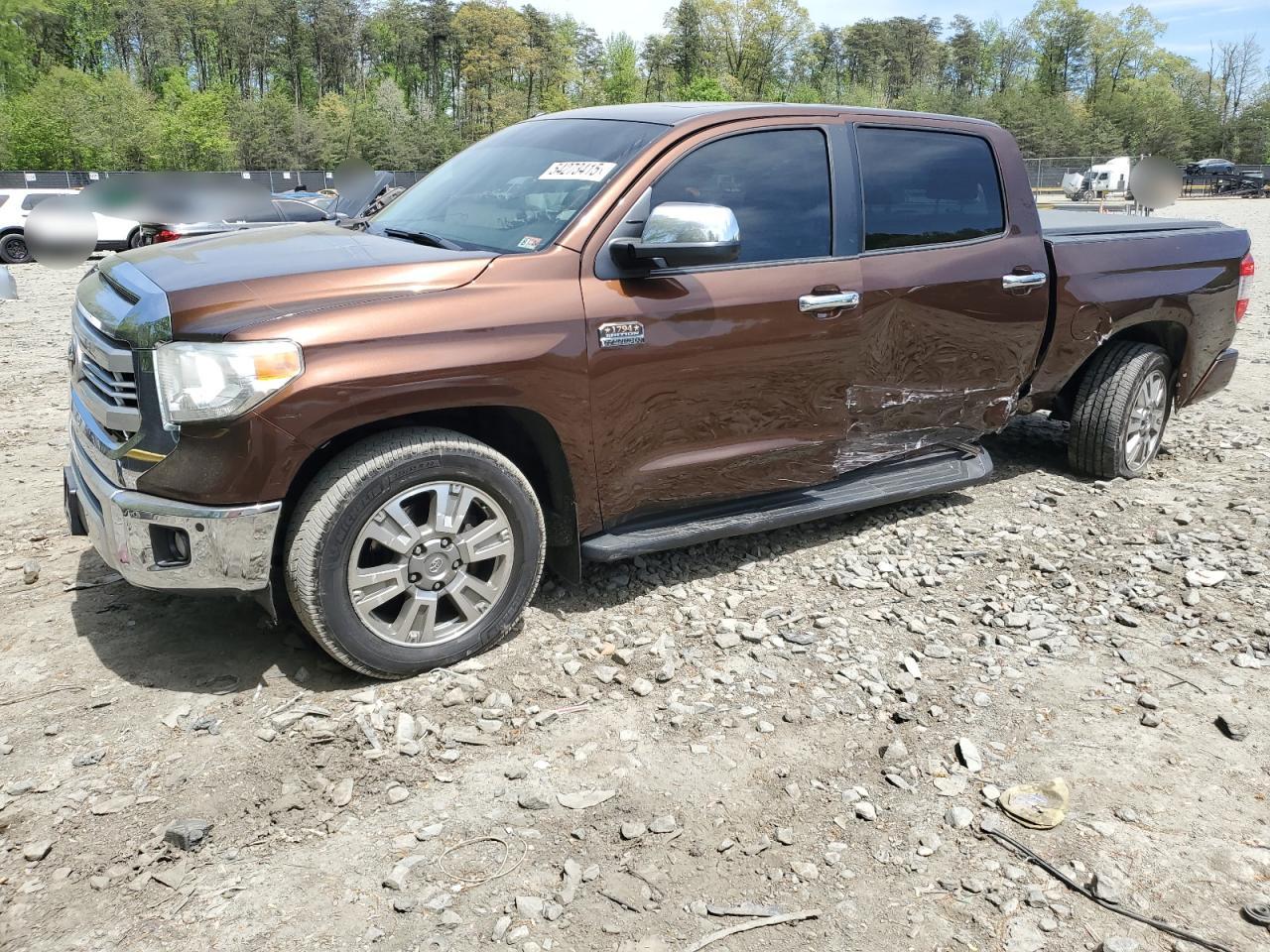 TOYOTA TUNDRA CREWMAX PLATINUM