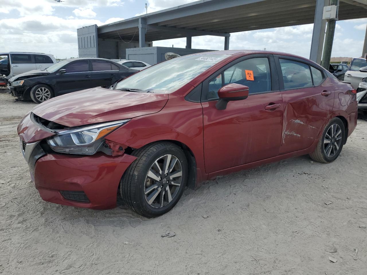 NISSAN VERSA SV