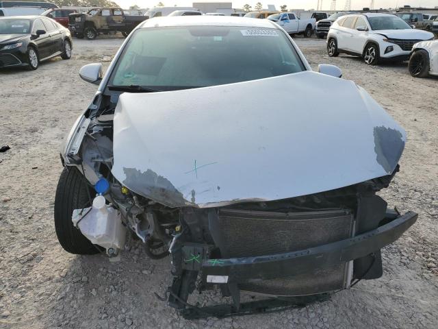 2018 HYUNDAI ELANTRA SE - 5NPD84LF1JH246982