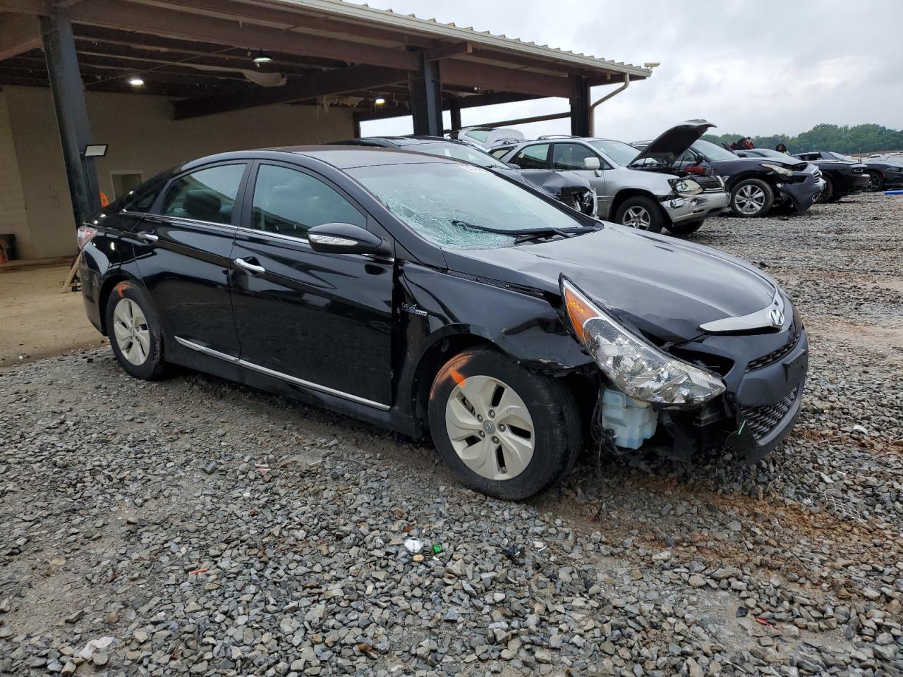 HYUNDAI SONATA HYBRID