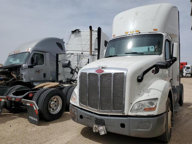 PETERBILT 579 2016 white tractor diesel 1XPBA48X3GD339822 photo #3