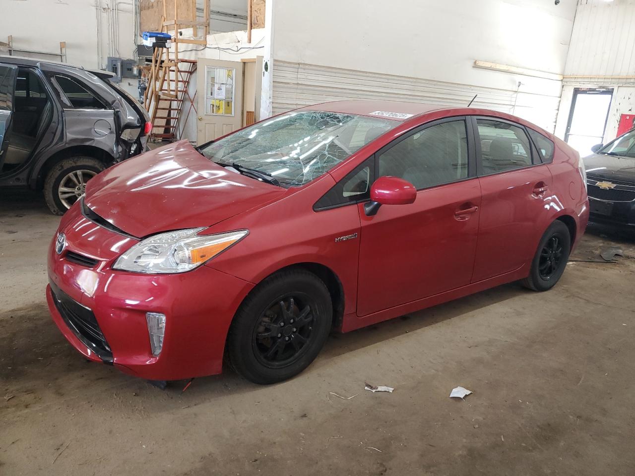 TOYOTA PRIUS