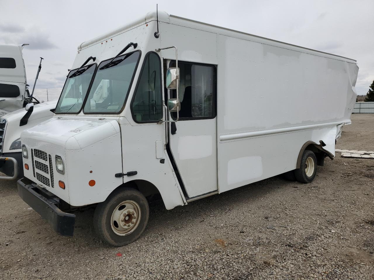 FORD ECONOLINE E450 SUPER DUTY COMMERCIAL STRIPPED CHASSIS