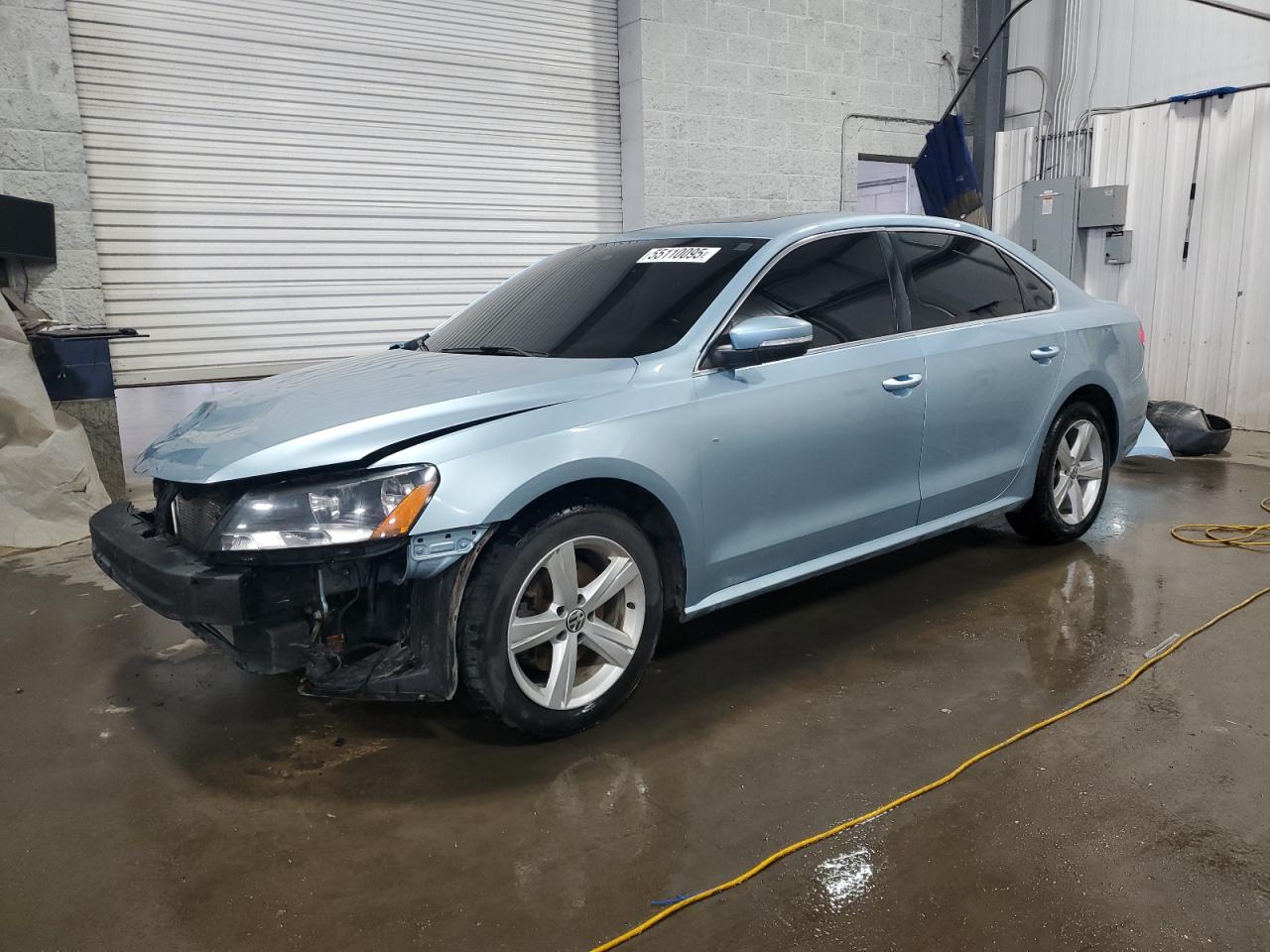 VOLKSWAGEN PASSAT SE