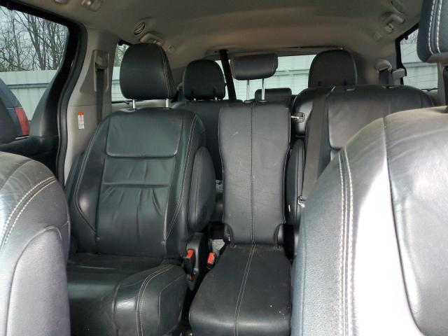 2017 TOYOTA SIENNA SE 5TDXZ3DC9HS824064
