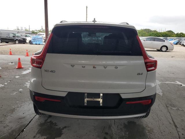 2023 VOLVO XC40 PLUS YV4K92HN3P2919237