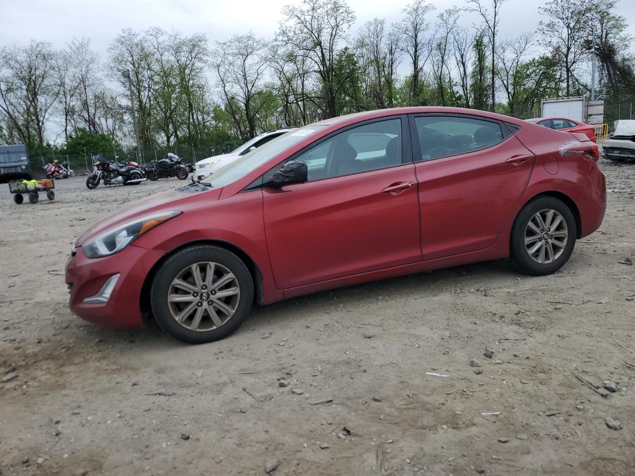 HYUNDAI ELANTRA SE