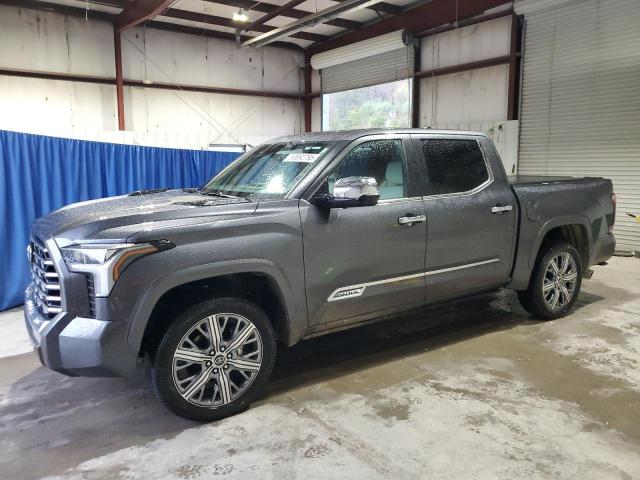 TOYOTA TUNDRA CREWMAX CAPSTONE