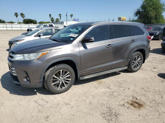 TOYOTA HIGHLANDER SE