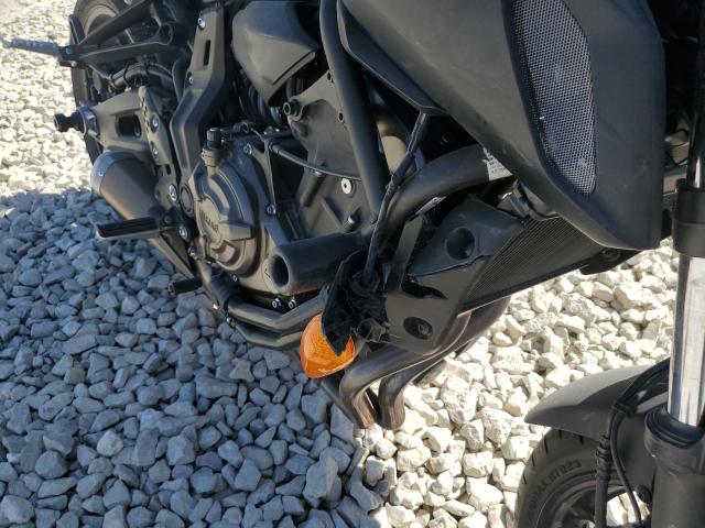 2019 YAMAHA MT07 JYARM27E5KA003235