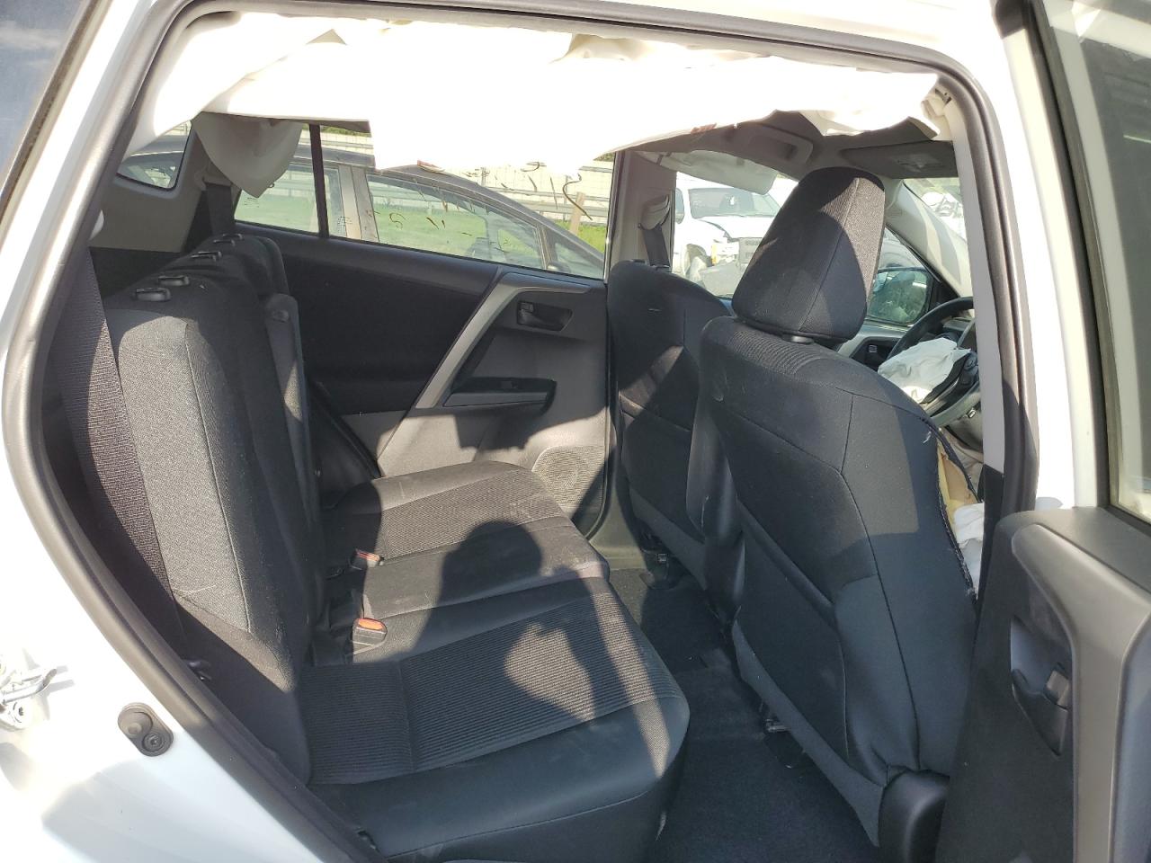 2T3ZFREV8HW318020 TOYOTA RAV4 2017
