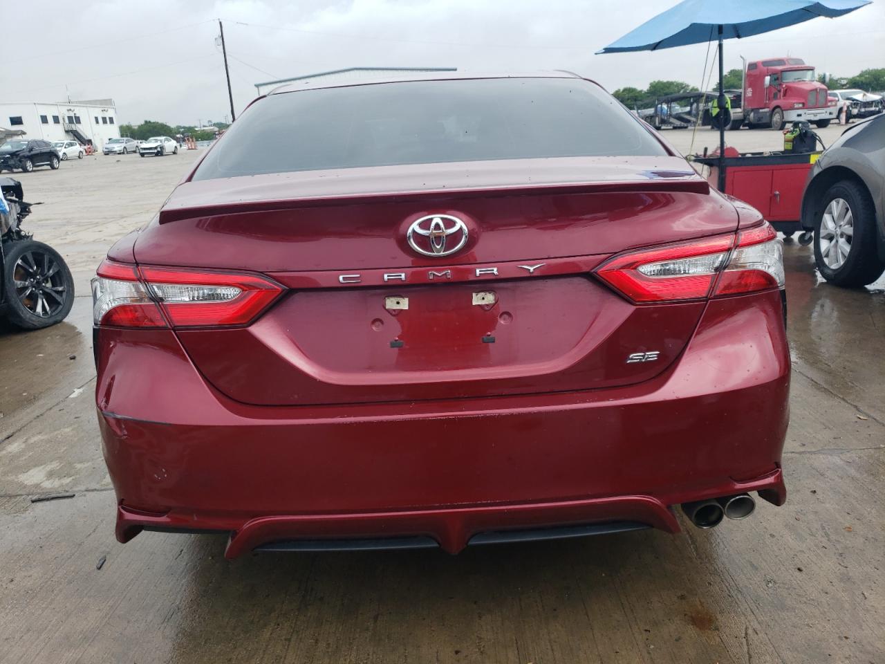 4T1B11HK3JU526193 TOYOTA CAMRY 2018