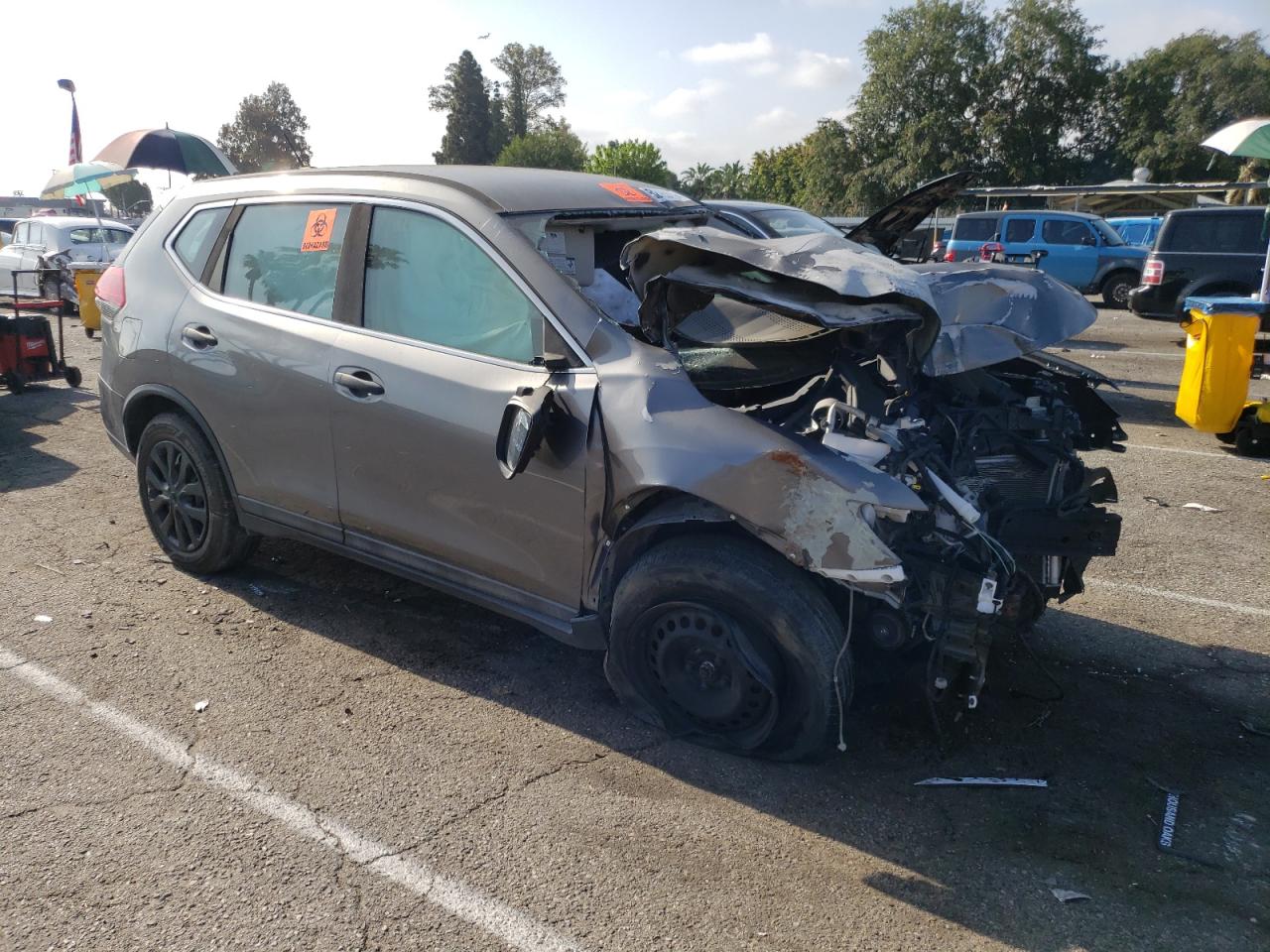 5N1AT2MV6GC813277 NISSAN ROGUE 2016