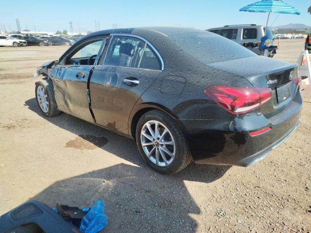 WDD3G4EB1KW002324 Mercedes-Benz A 220