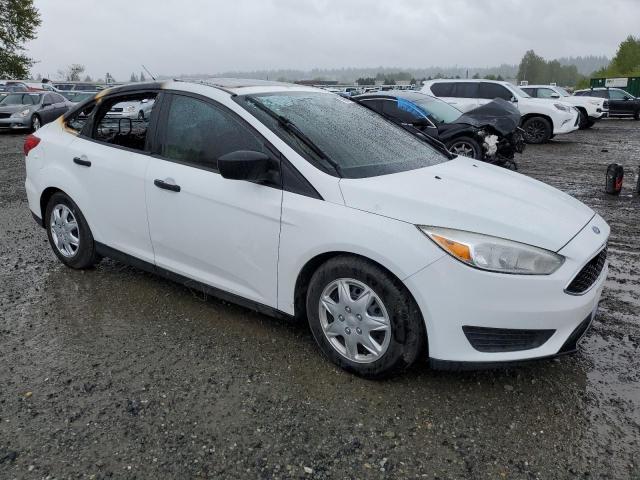 Ford FOCUS S 2016 1FADP3E20GL342734 Image 4