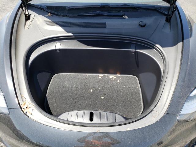 5YJ3E1EB4KF425711 Tesla MODEL 3