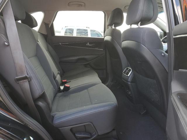 5XYPG4A33GG070252 KIA SORENTO LX