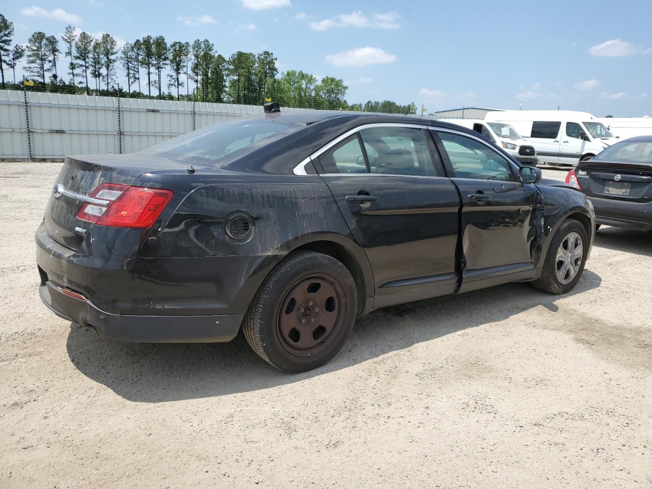 1FAHP2MK3GG111929 FORD TAURUS 2016