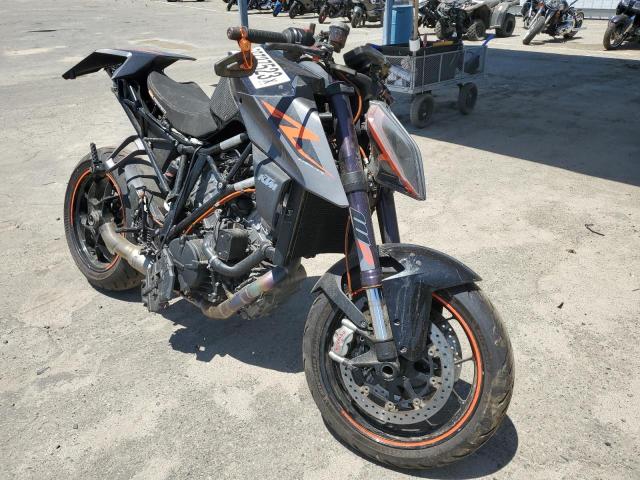 2018 KTM 1290 SUPER - VBKV39404JM980983