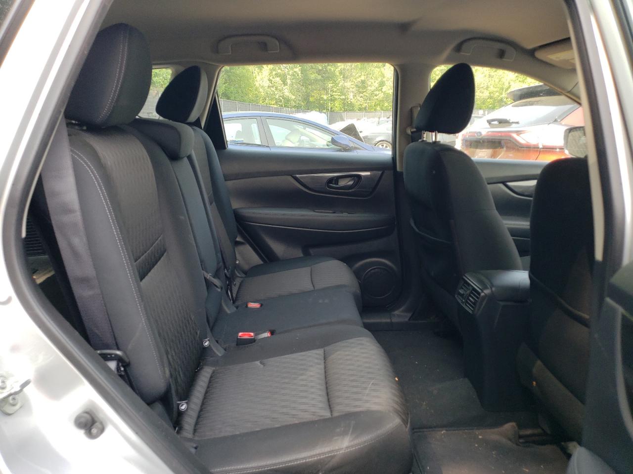 KNMAT2MV5KP527751 NISSAN ROGUE 2019