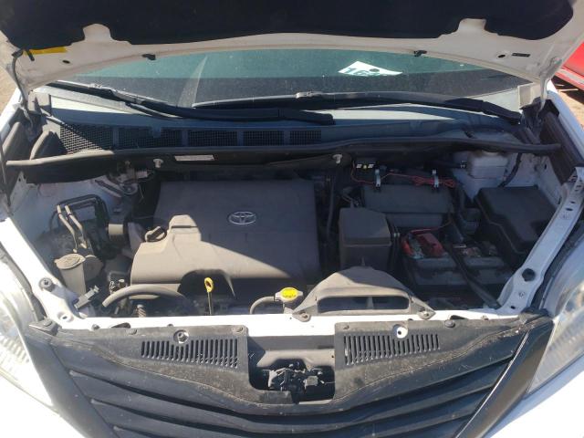 5TDZK3DC5ES510016 Toyota SIENNA
