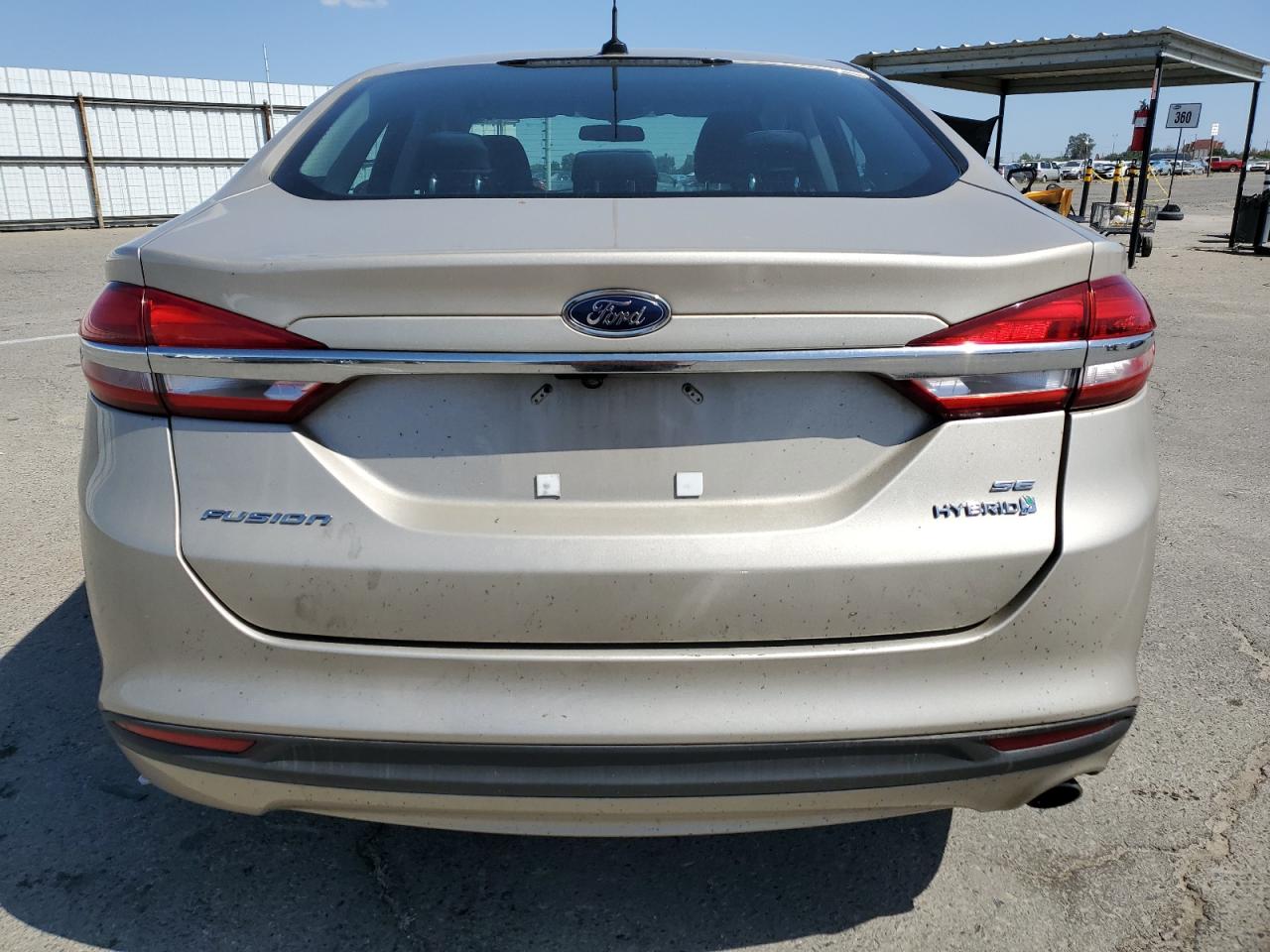 3FA6P0LU2HR385602 FORD FUSION 2017
