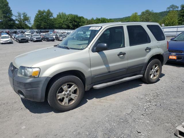 Salvage cars for sale at Grantville, PA auction: 2005 Ford Escape XLT