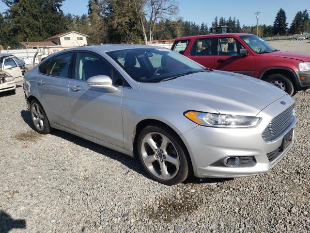 3FA6P0H76GR384132 Ford FUSION SE