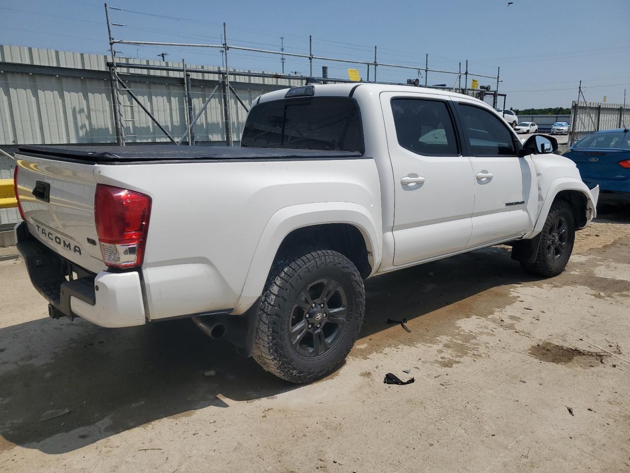 3TMCZ5AN4HM065548 TOYOTA TACOMA 2017