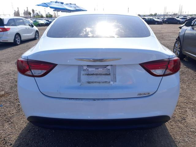 1C3CCCFB3GN188805 Chrysler 200 LX