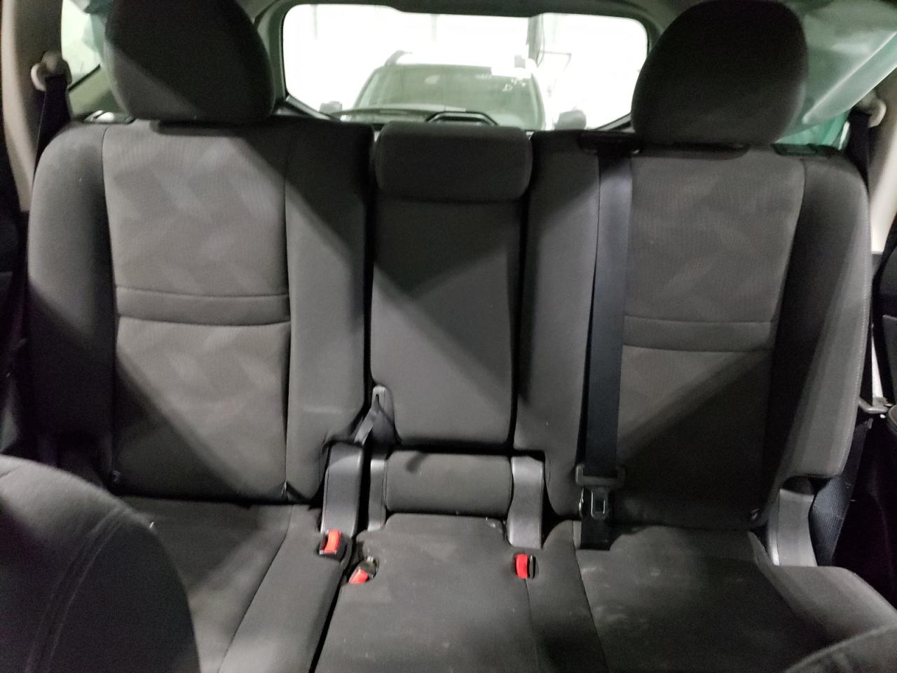 KNMAT2MT4GP610707 NISSAN ROGUE 2016