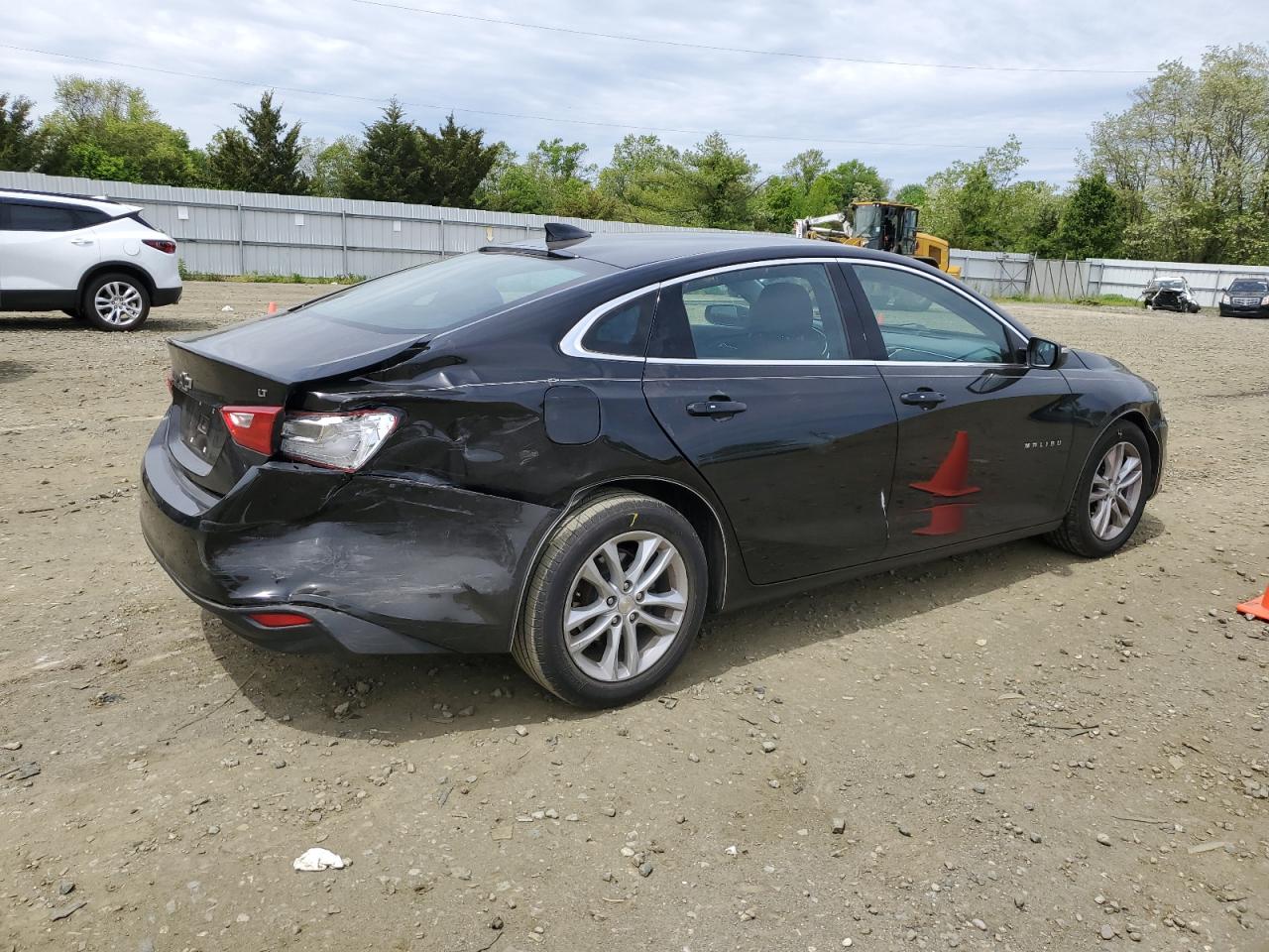1G1ZE5ST8GF203571 CHEVROLET MALIBU 2016