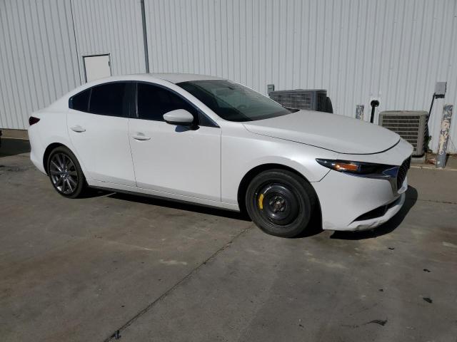 3MZBPADL8KM111939 Mazda 3 Preferred