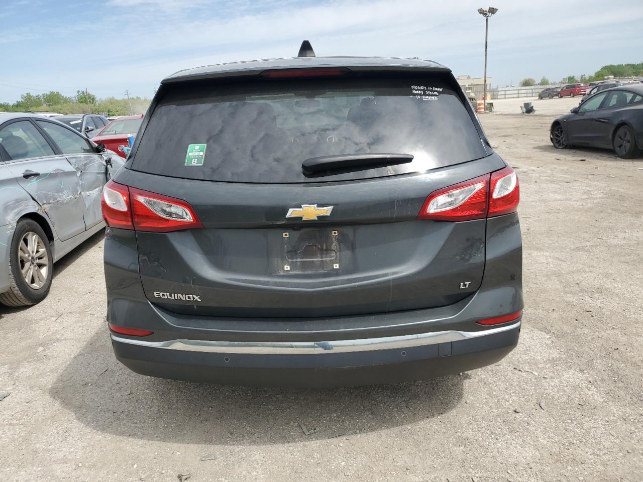 3GNAXJEV8JL113233 CHEVROLET EQUINOX 2018