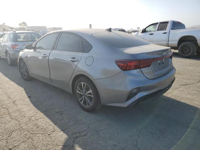3KPF24AD9PE573753 KIA FORTE LX