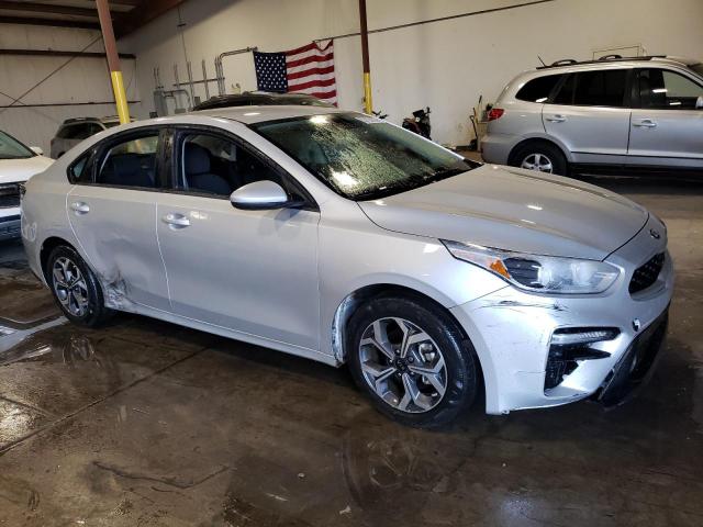 3KPF24AD1KE103824 KIA FORTE FE