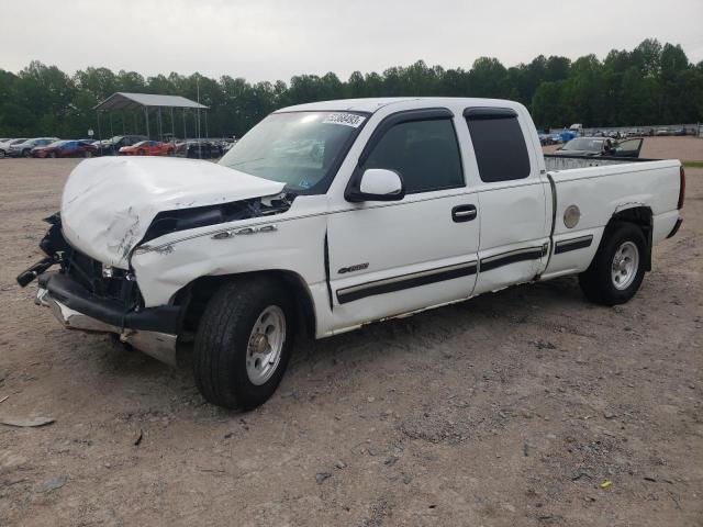 Salvage cars for sale from Copart Charles City, VA: 2001 Chevrolet Silverado C1500