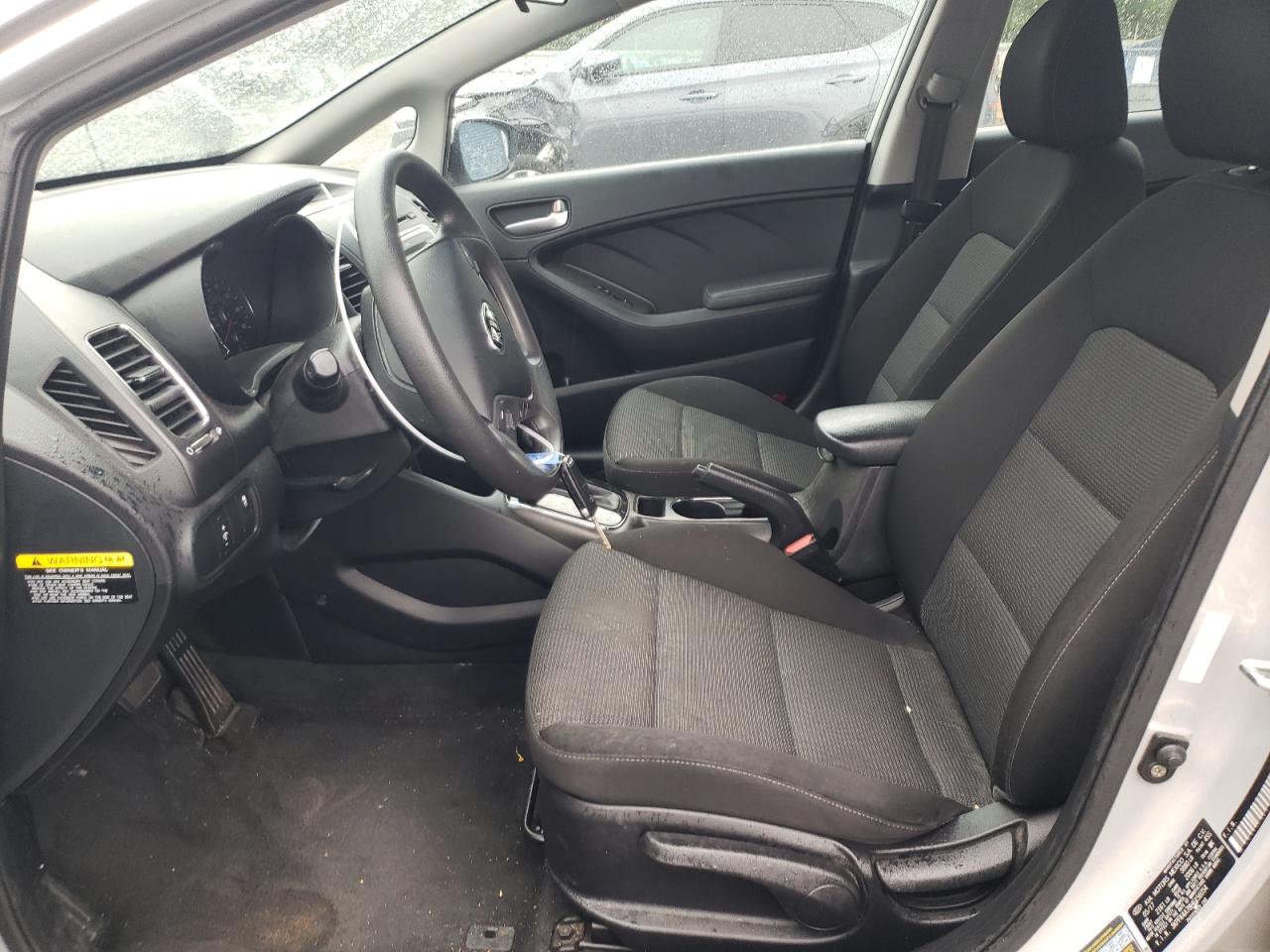 3KPFK4A78HE156054 KIA FORTE 2017