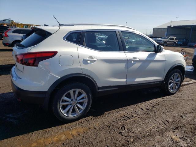 JN1BJ1CR1HW128605 Nissan Rogue Sport S