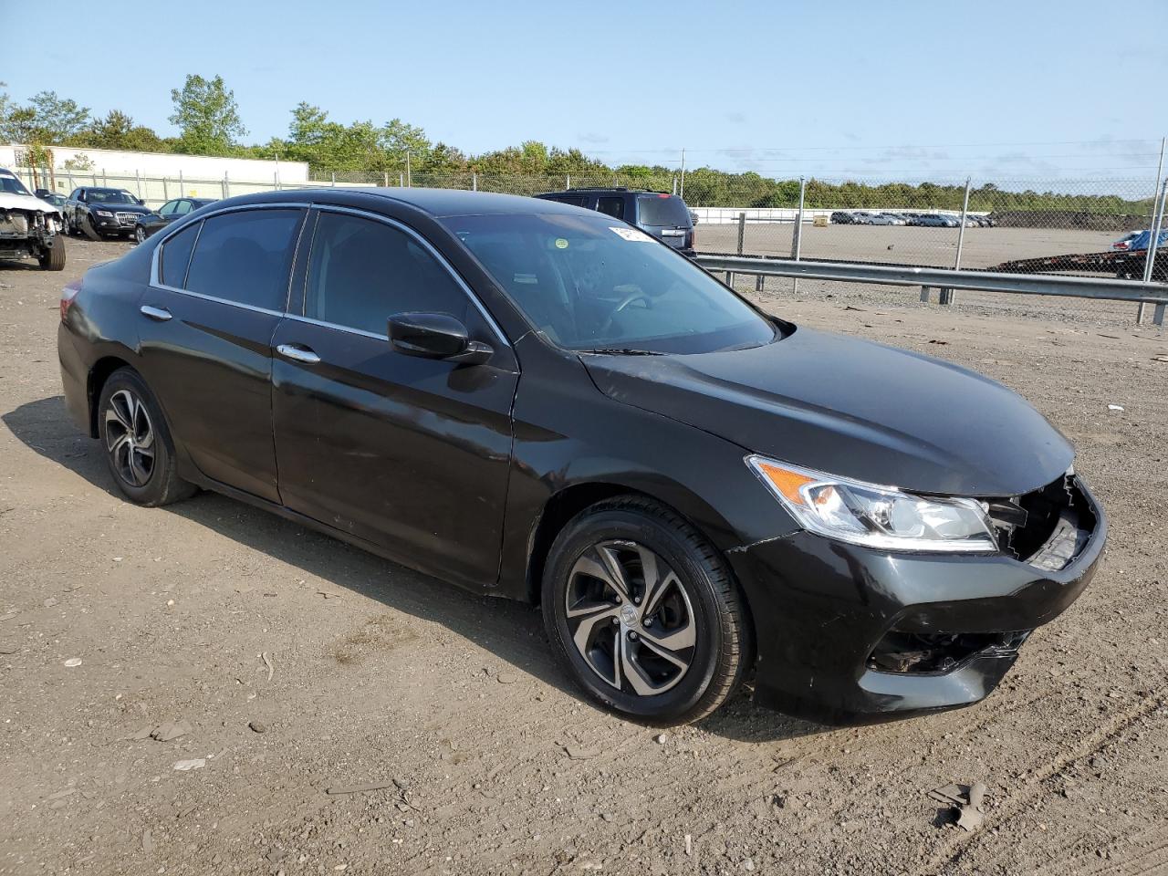 1HGCR2F34HA272025 HONDA ACCORD 2017