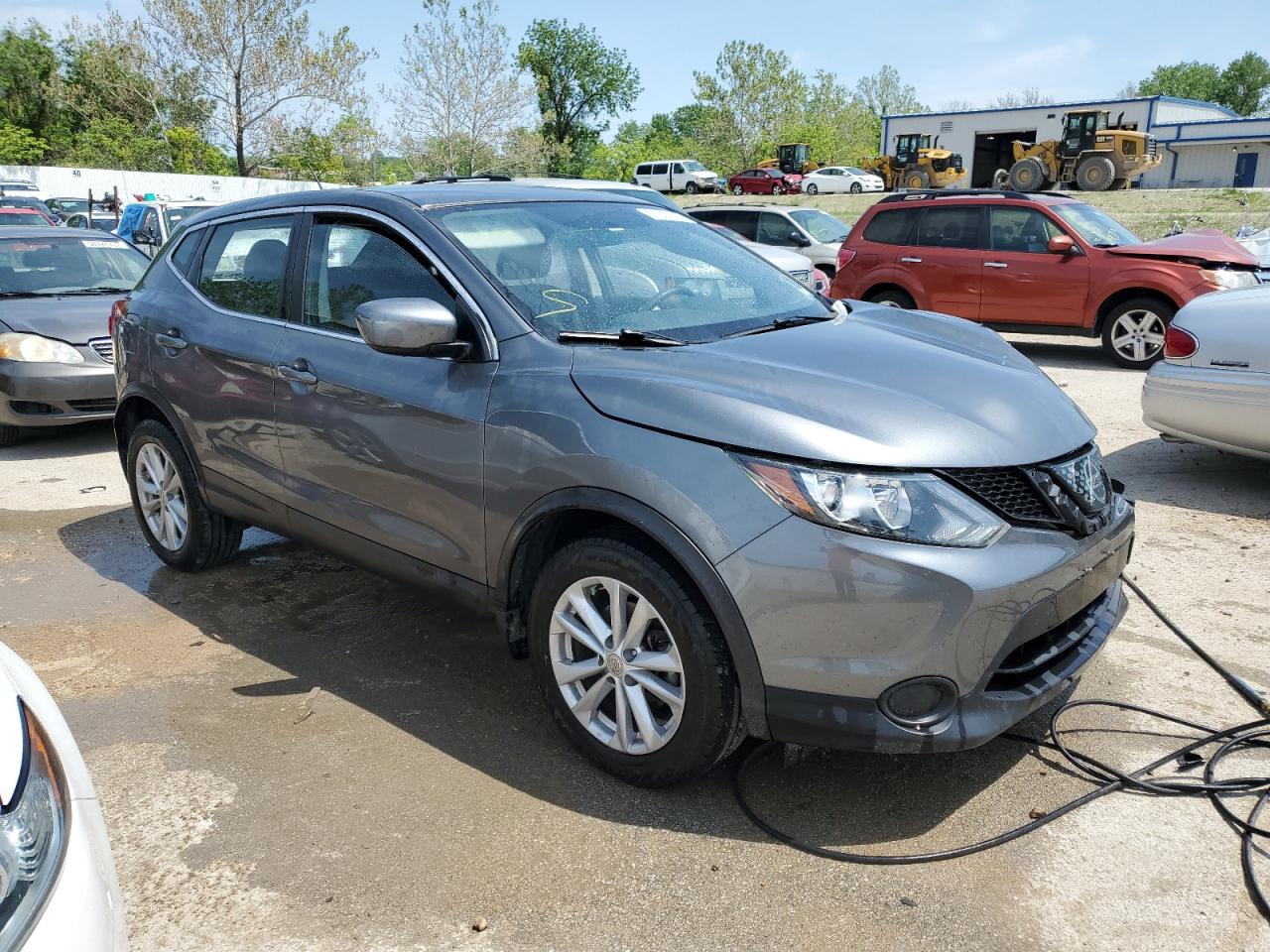 JN1BJ1CP4JW162056 NISSAN ROGUE 2018